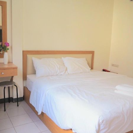 Nana Best Inn Hotel Makkasan Esterno foto
