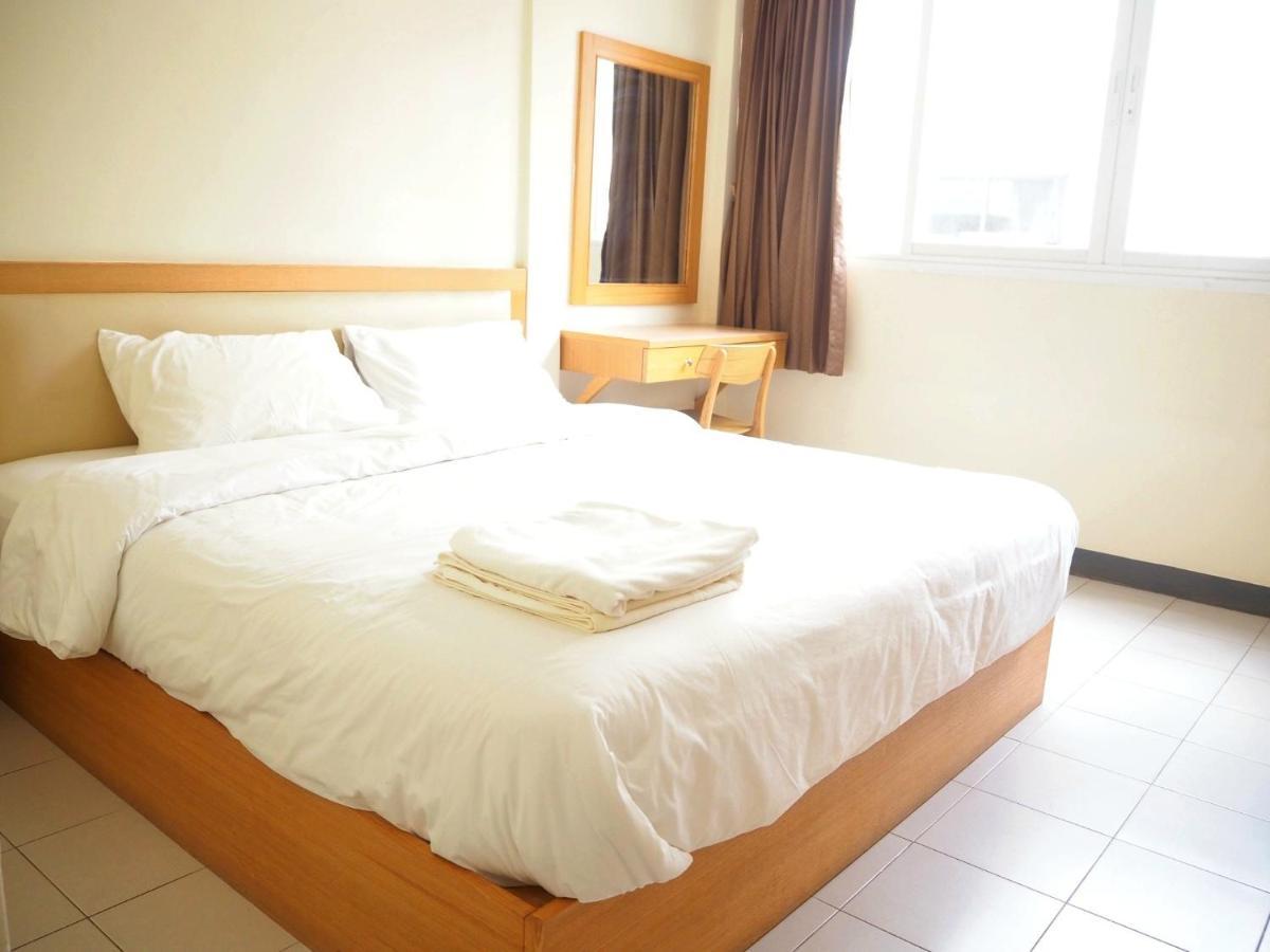 Nana Best Inn Hotel Makkasan Esterno foto