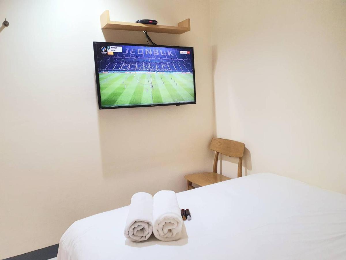 Nana Best Inn Hotel Makkasan Esterno foto