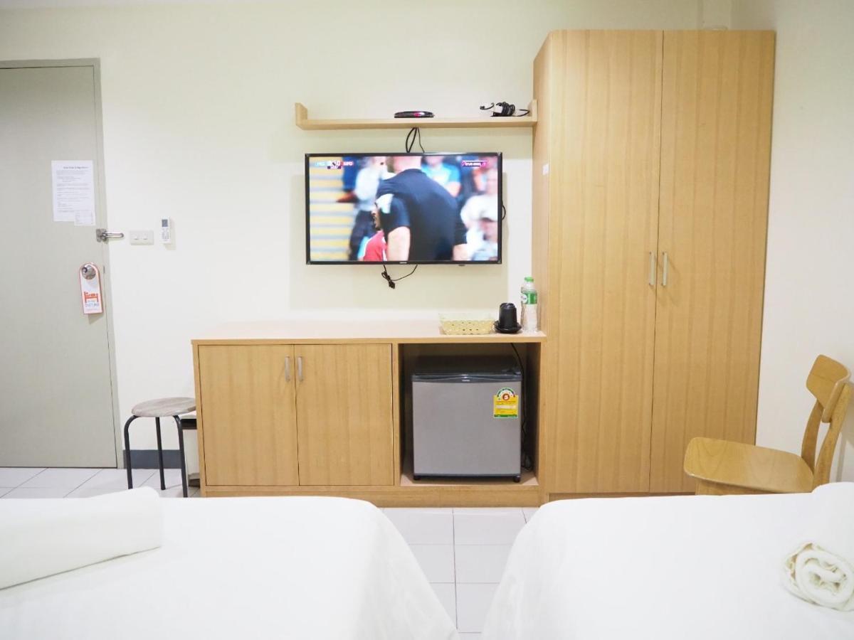 Nana Best Inn Hotel Makkasan Esterno foto